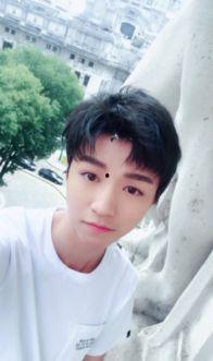 娱乐圈吃瓜王俊凯是谁啊